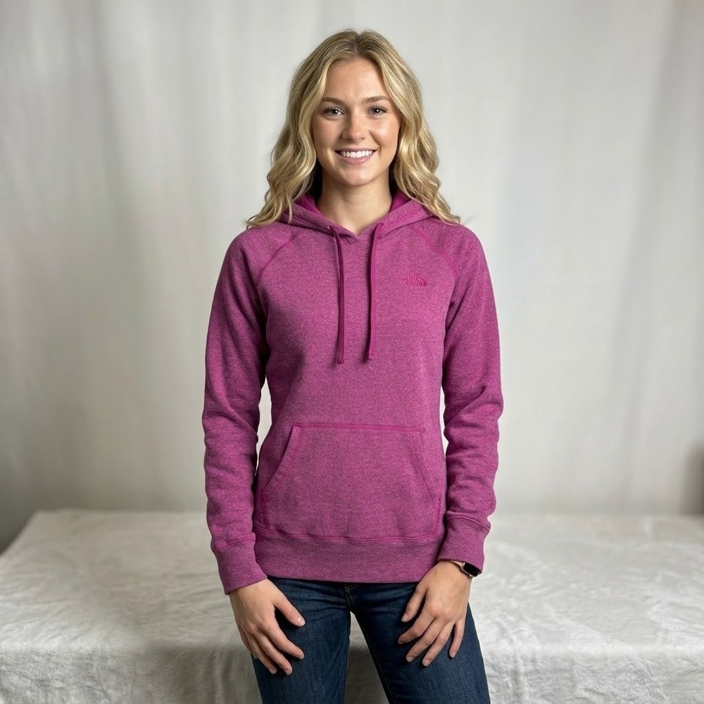 The North Face Womens Magenta Heather Fleece Pullover Hoodie Size M outdoor